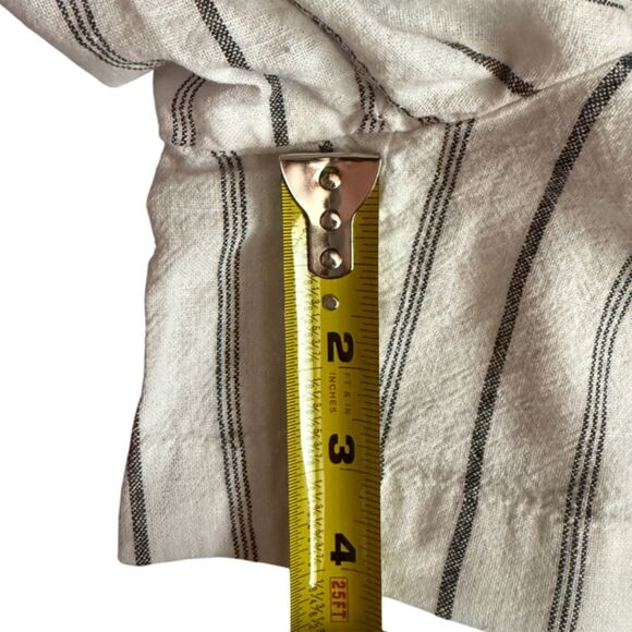 Old Navy White With Black Strips Extra High Rise Taylor Adjustable Waist Shorts - Picture 10 of 12